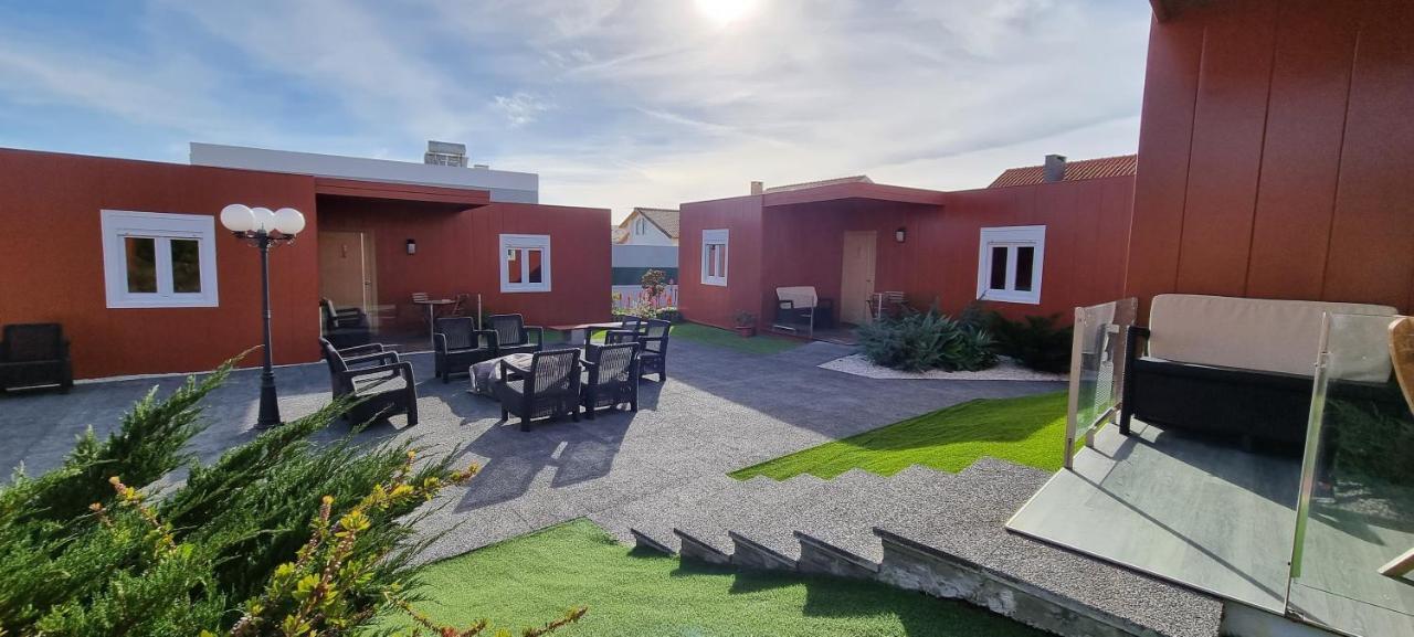 Bungalow 5 - Aulas de Surf, piscina e bicicleta Ribamar  Exterior foto